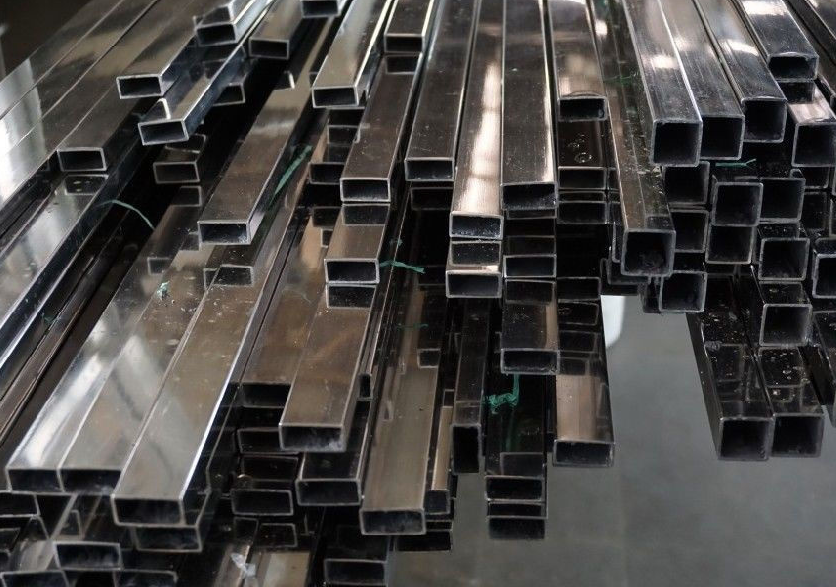 Q500D無縫方管是什么材質